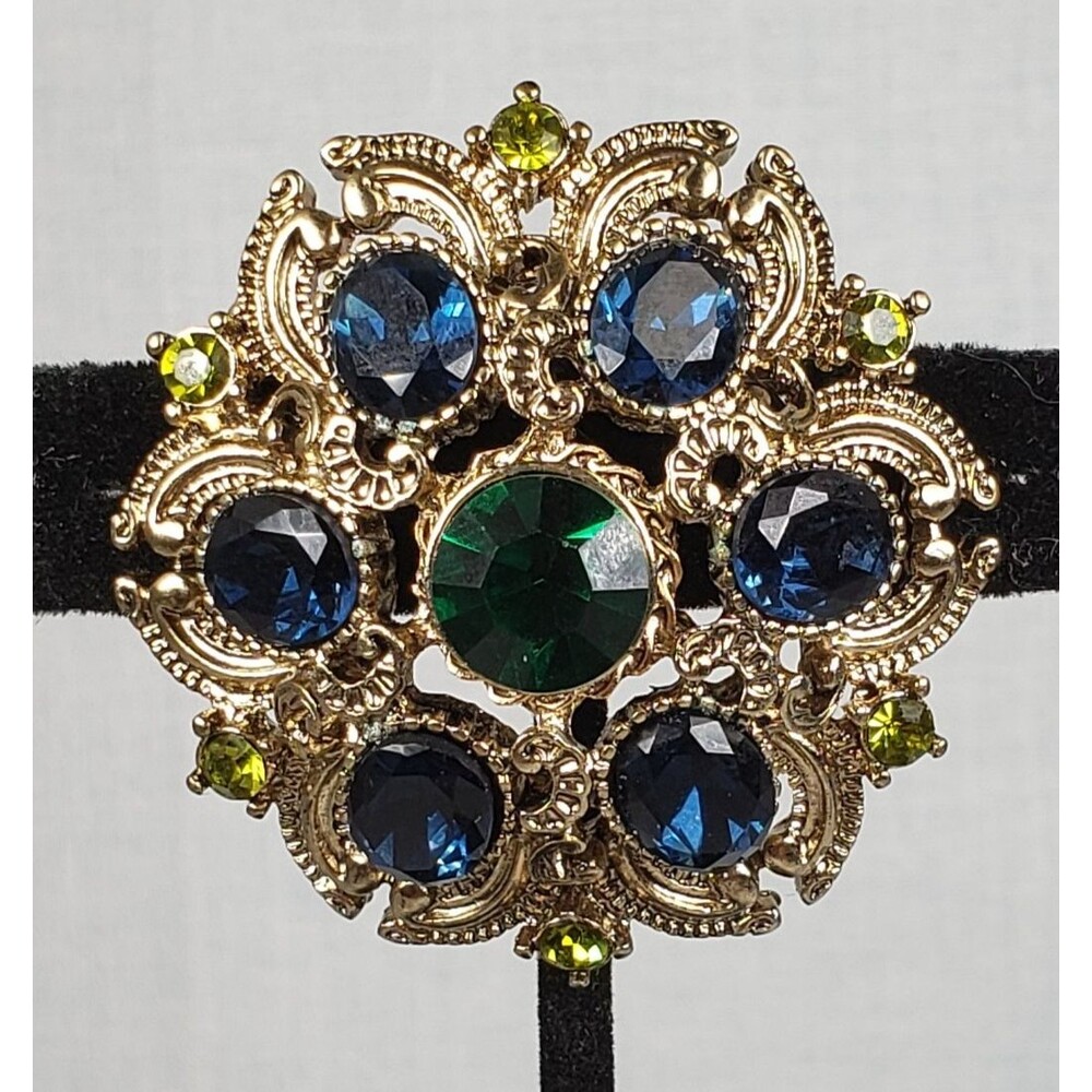 VTG Seqin Brand Dome Brooch Faceted Rhinestones Green Blue Gold Tone Open Work - Picture 5 of 16